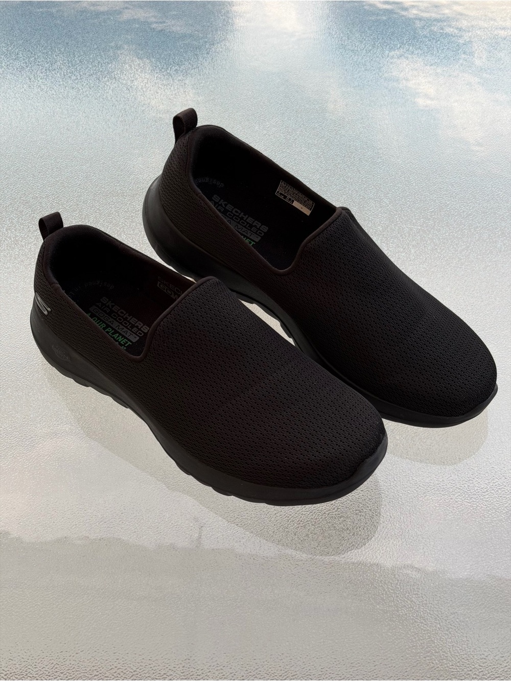 Skechers Go Walk Joy Aurora Black Eco-Friendly Slip-On Sneakers ~ Women’s 8.5